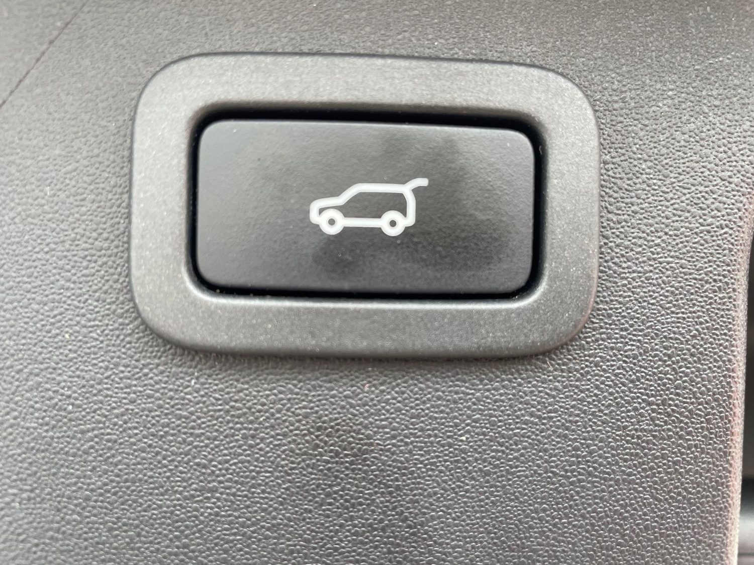 Used Land Rover Discovery Sport 2017 for sale - 78036927: Photo 12