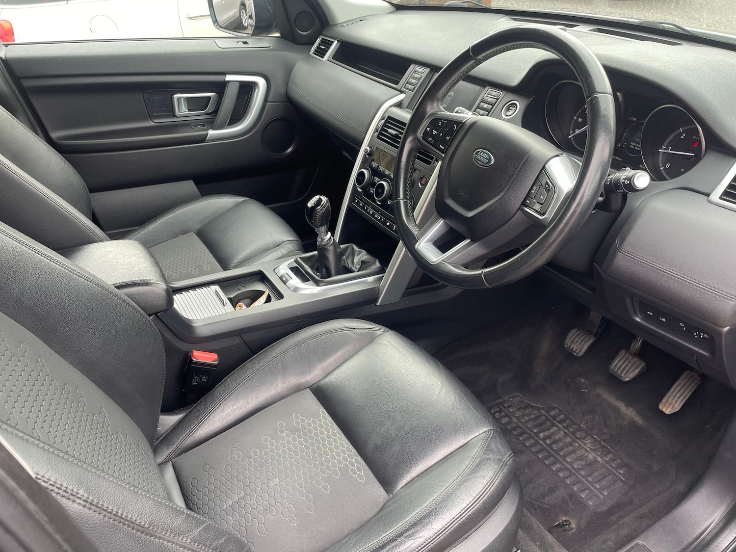 Used Land Rover Discovery Sport 2017 for sale - 78036927: Photo 14