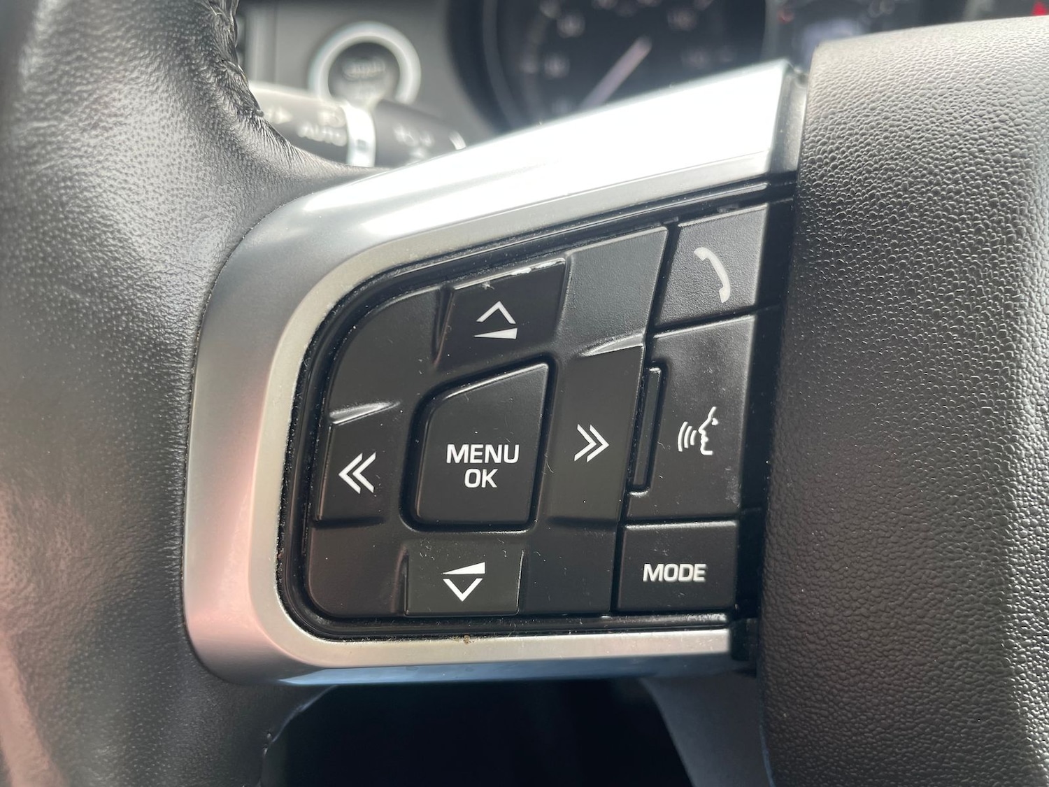 Used Land Rover Discovery Sport 2017 for sale - 78036927: Photo 19