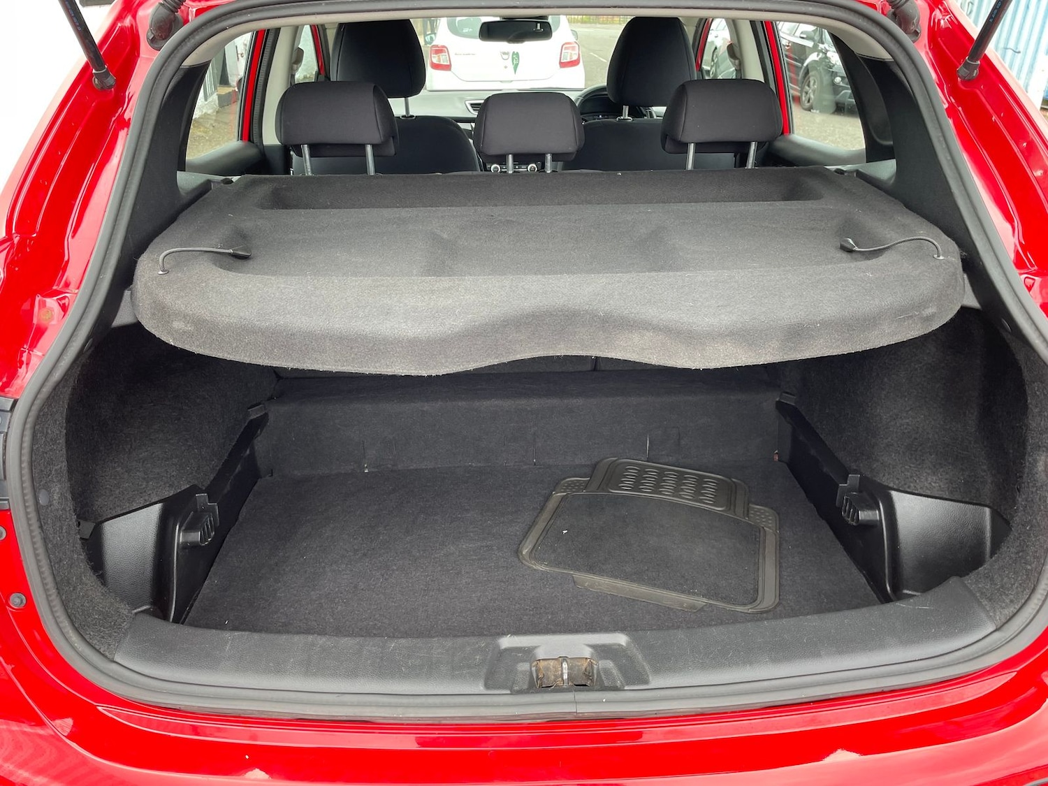 Used Nissan Qashqai 2017 for sale - 76487355: Photo 11