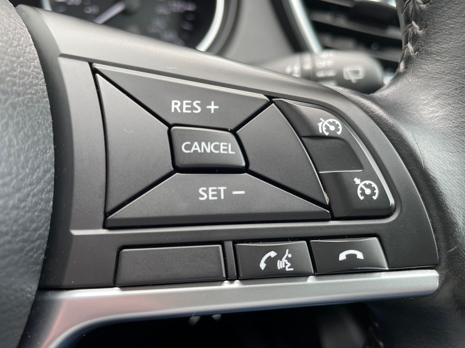 Used Nissan Qashqai 2017 for sale - 76487355: Photo 18