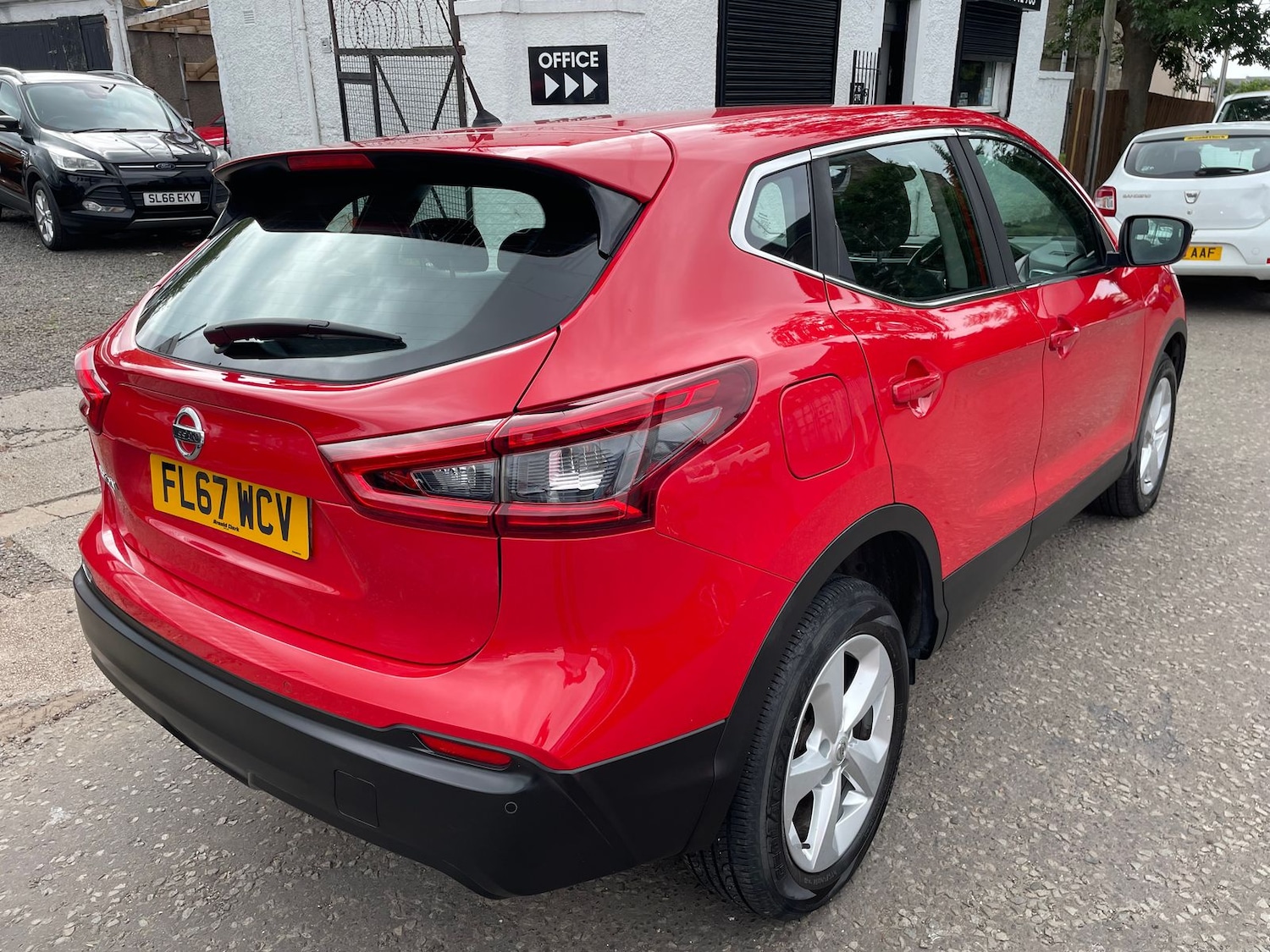 Used Nissan Qashqai 2017 for sale - 76487355: Photo 4