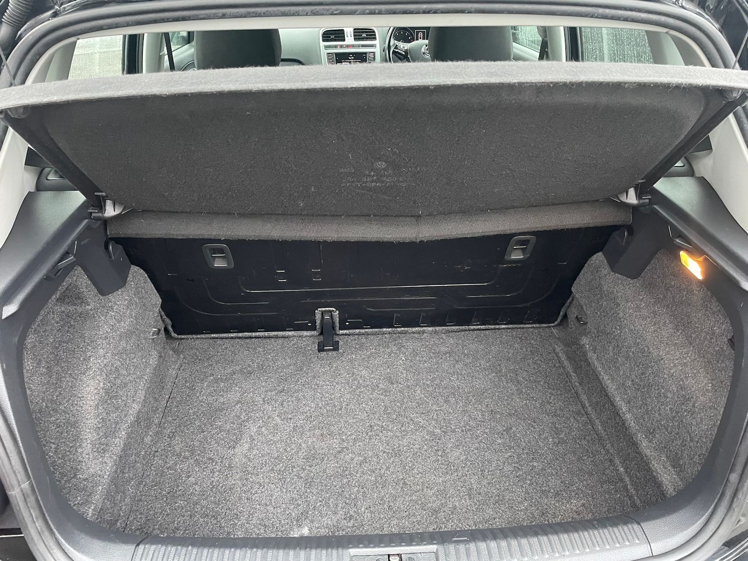 Used Volkswagen Polo 2016 for sale - 76523418: Photo 11