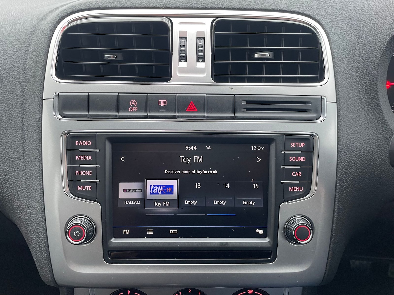 Used Volkswagen Polo 2016 for sale - 76523418: Photo 14