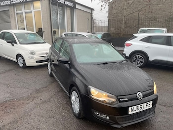 Used Volkswagen Polo 2016 for sale - 76523418: Photo