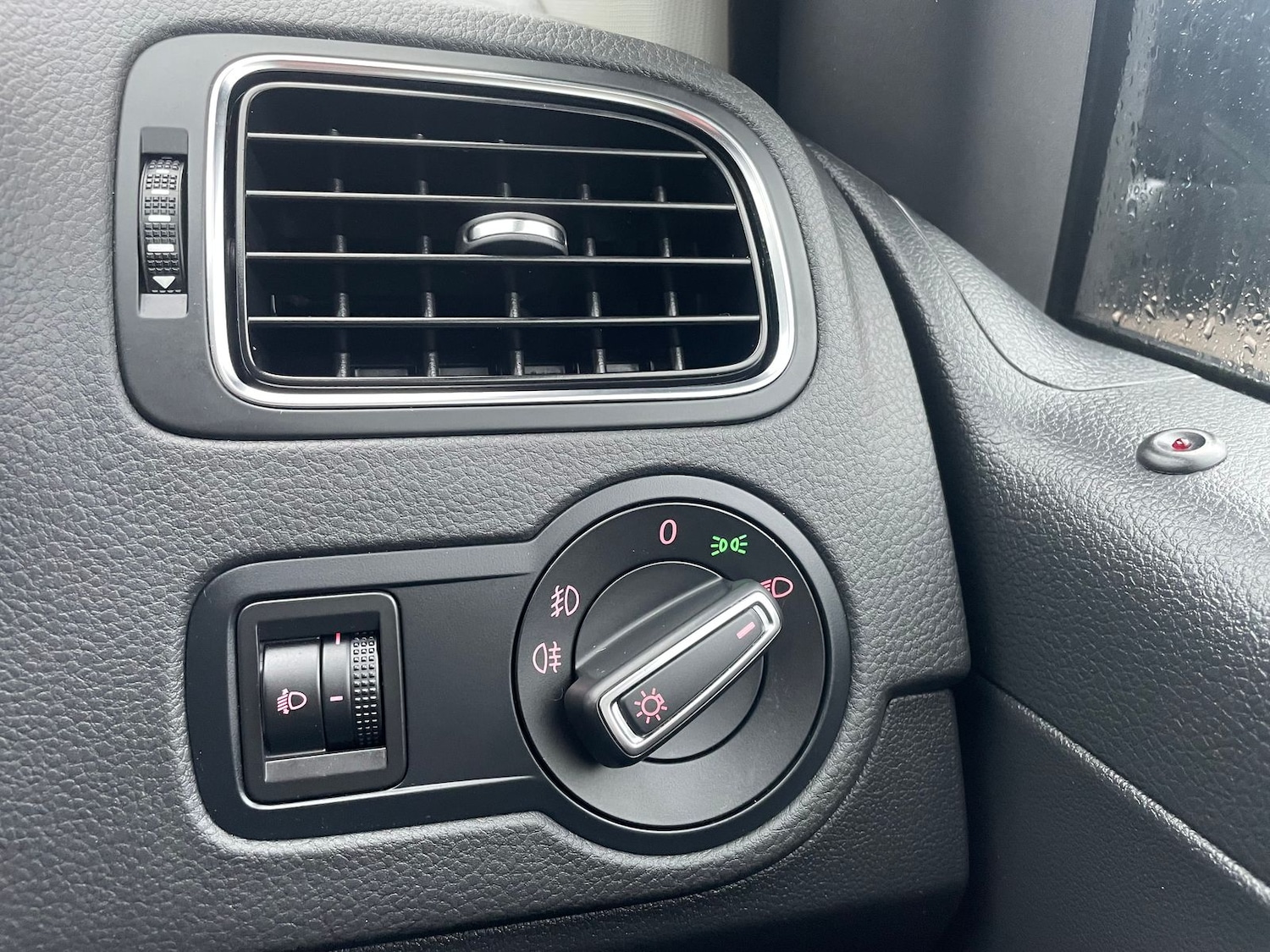 Used Volkswagen Polo 2016 for sale - 76523418: Photo 22