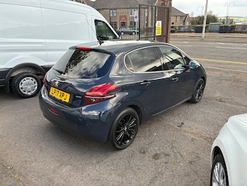 Used Peugeot 208 2017 for sale - 79583343: Photo