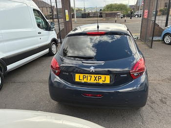 Used Peugeot 208 2017 for sale - 79583343: Photo