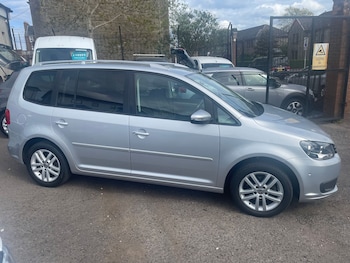 Used Volkswagen Touran 2015 for sale - 78530495: Photo