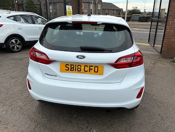 Used Ford Fiesta 2018 for sale - 79469225: Photo