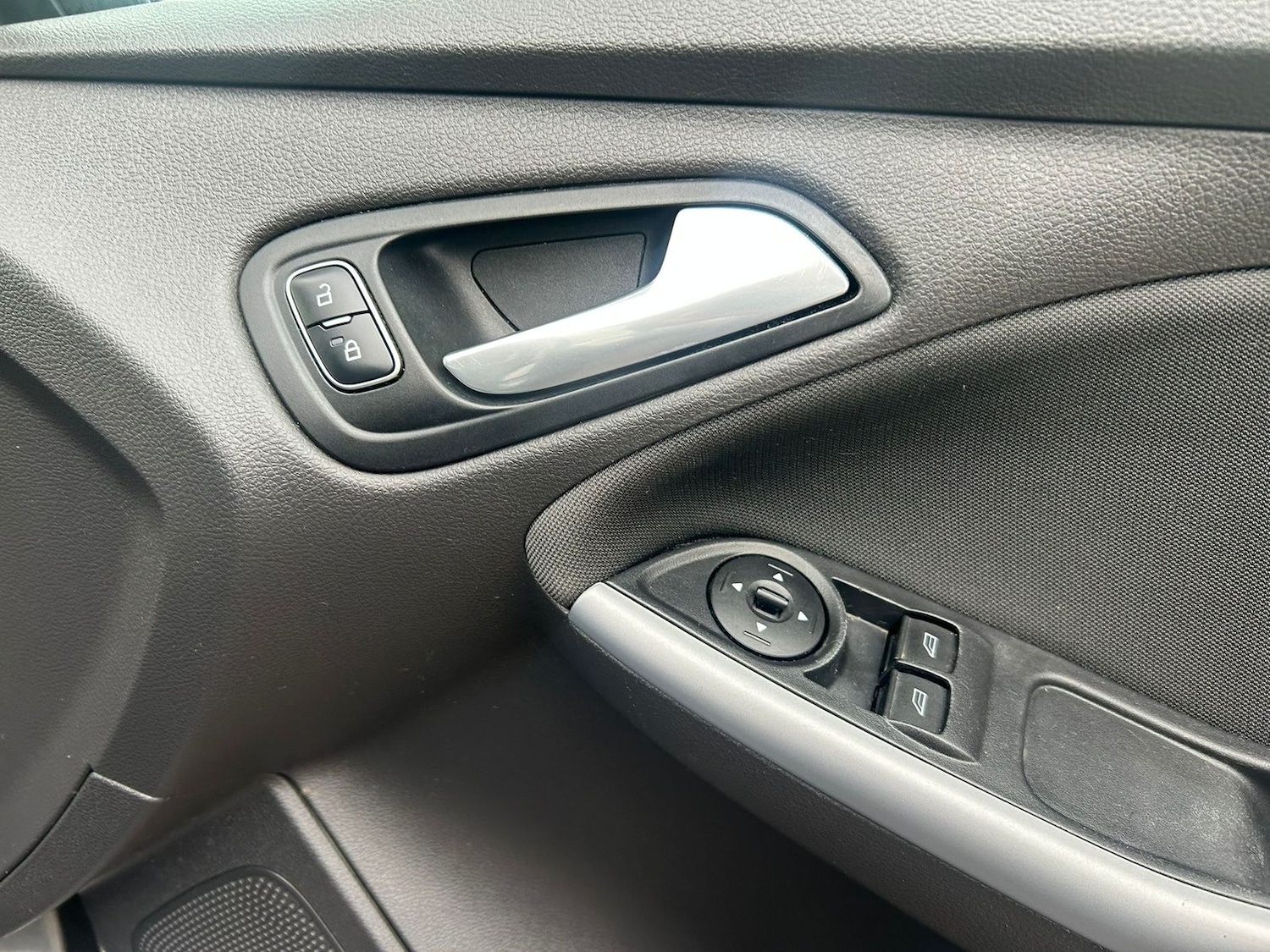 Used Ford Focus 2015 for sale - 77618460: Photo 12