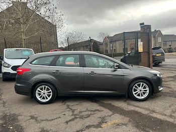 Used Ford Focus 2015 for sale - 77618460: Photo