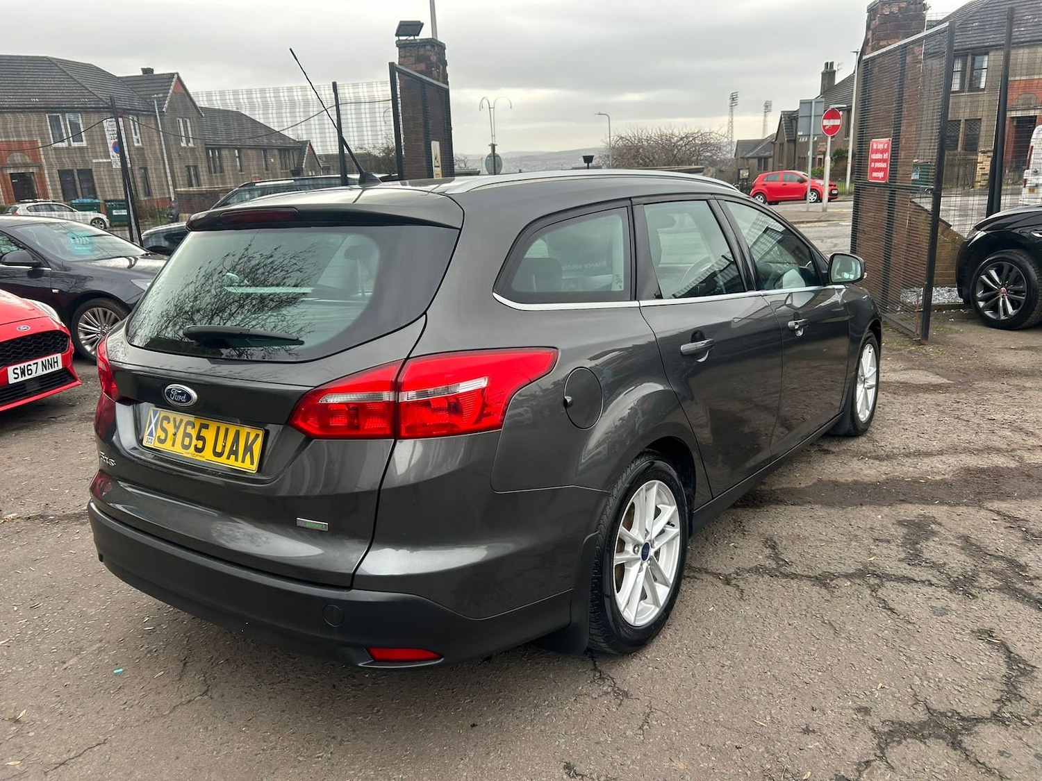 Used Ford Focus 2015 for sale - 77618460: Photo 3