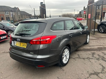 Used Ford Focus 2015 for sale - 77618460: Photo