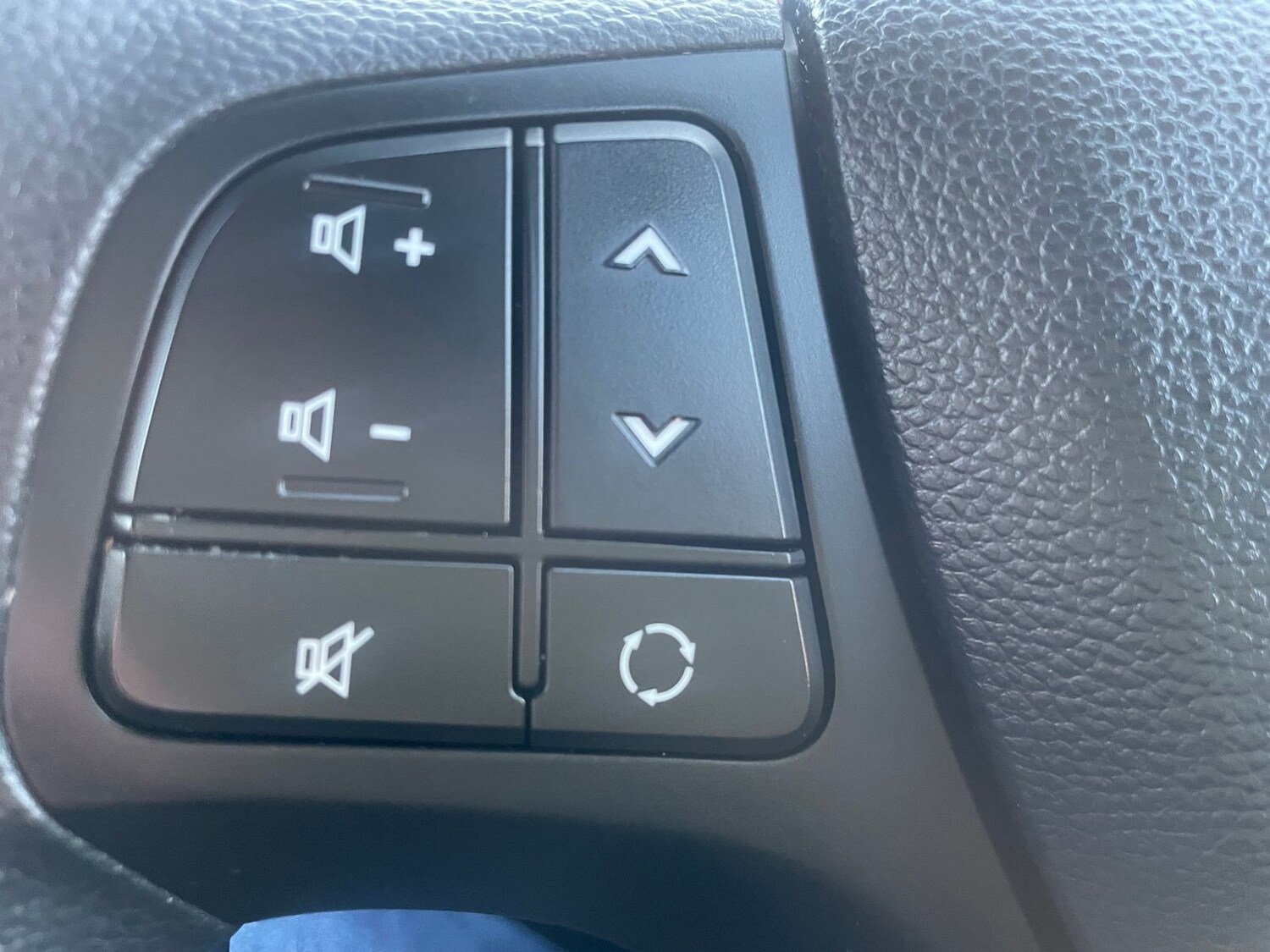 Used Hyundai i10 2017 for sale - 76410439: Photo 16