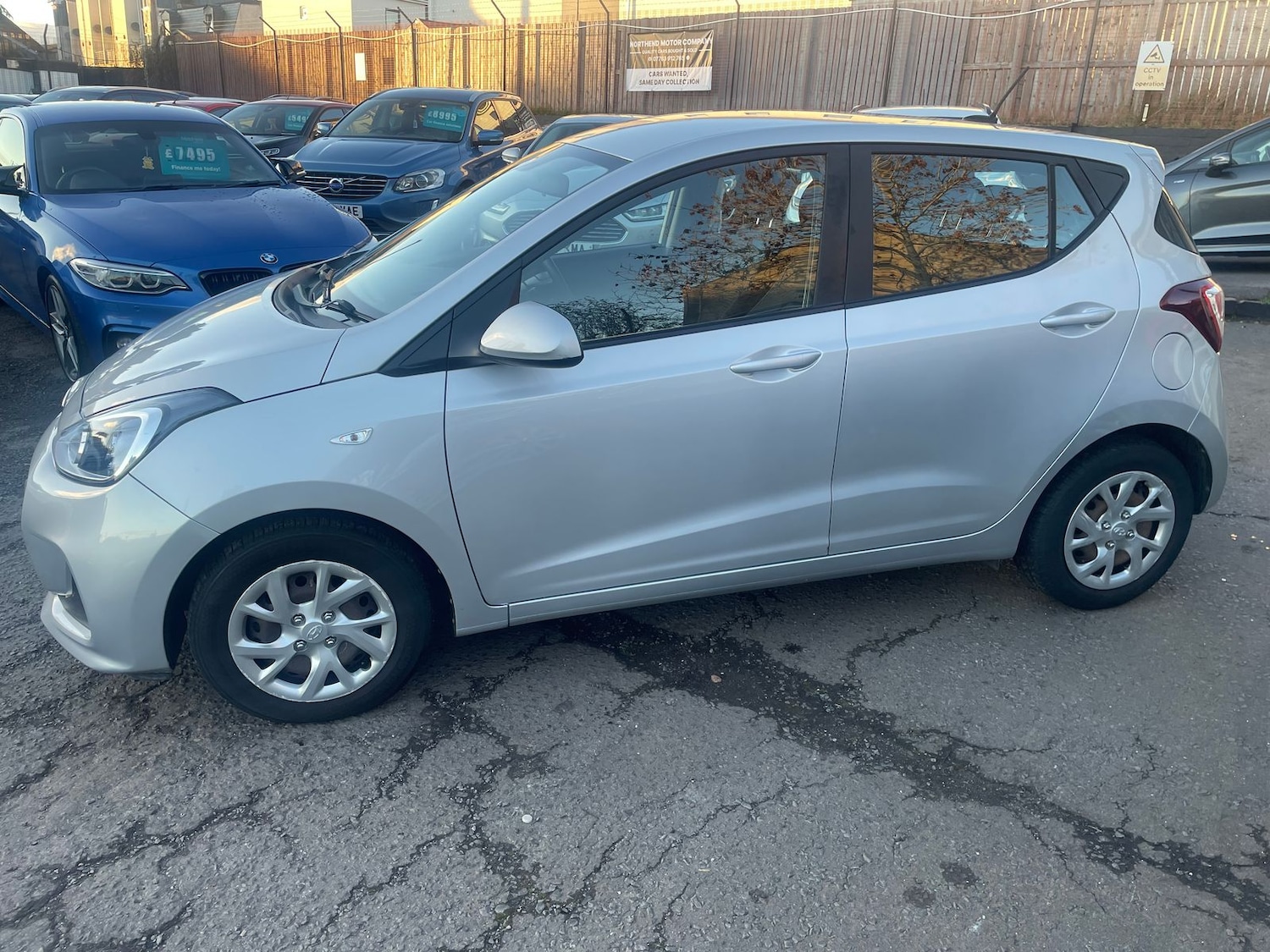 Used Hyundai i10 2017 for sale - 76410439: Photo 7