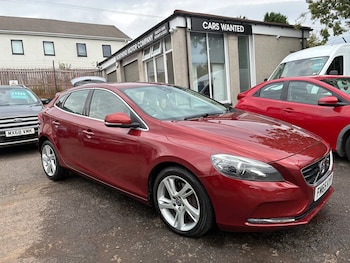 Used Volvo V40 2015 for sale - 79126031: Photo