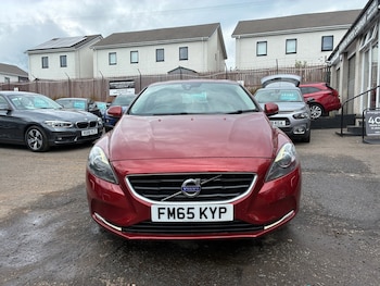 Used Volvo V40 2015 for sale - 79126031: Photo