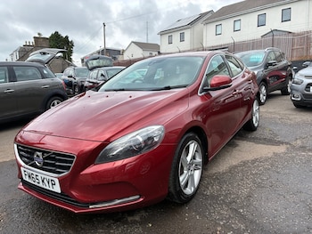 Used Volvo V40 2015 for sale - 79126031: Photo