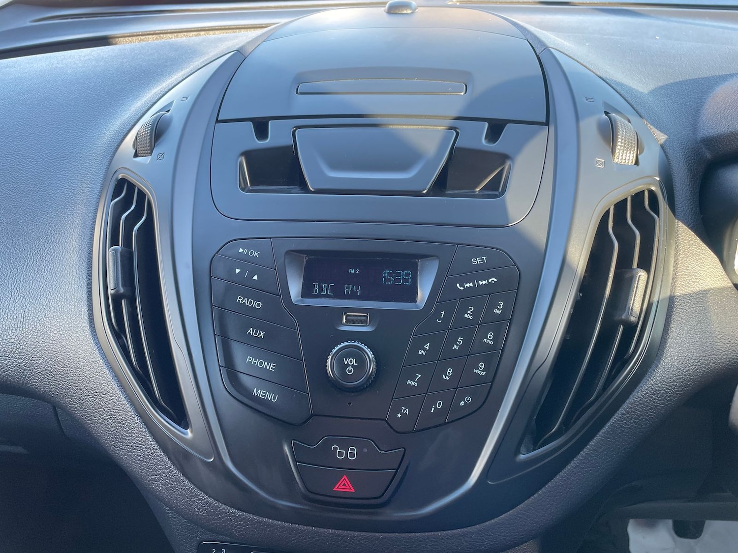 Used Ford Transit Courier 2016 for sale - 77740192: Photo 12