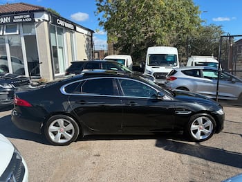 Used Jaguar XF 2017 for sale - 79801659: Photo
