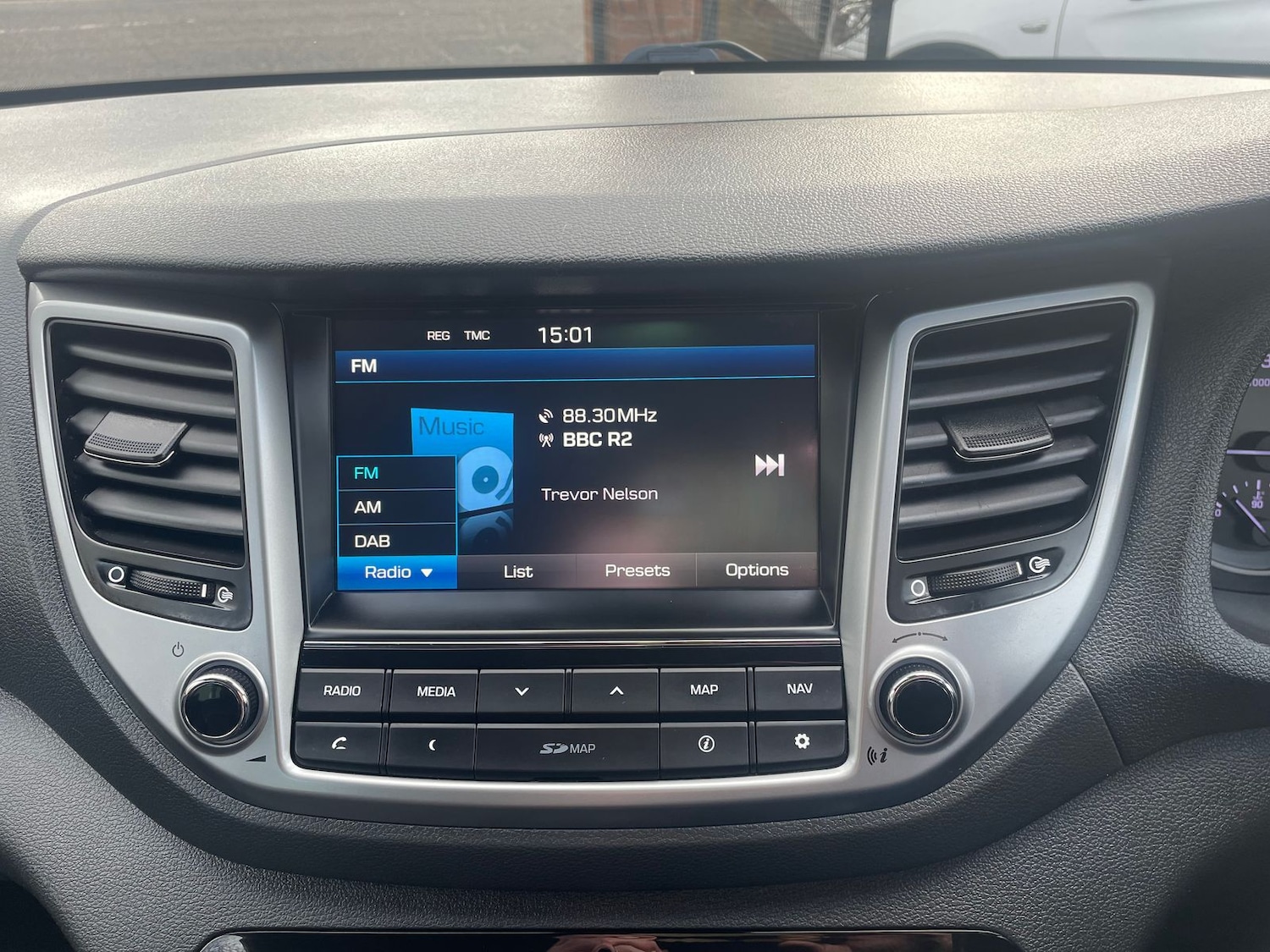 Used Hyundai TUCSON 2017 for sale - 77810323: Photo 16