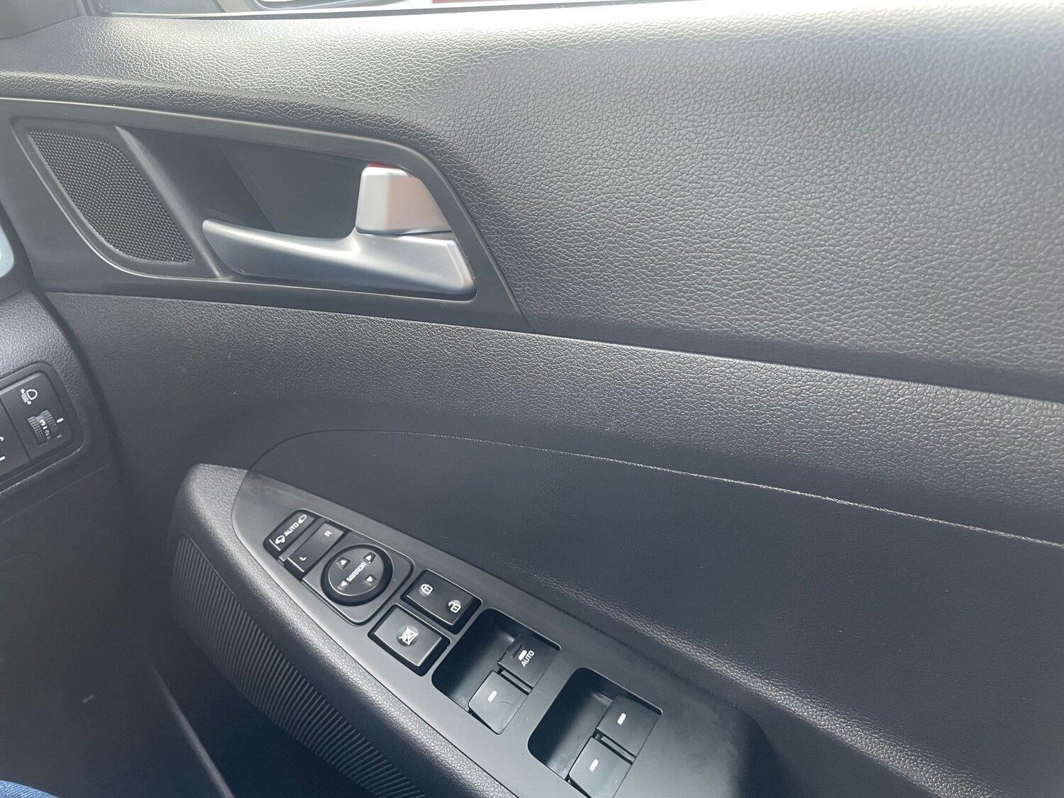 Used Hyundai TUCSON 2017 for sale - 77810323: Photo 21