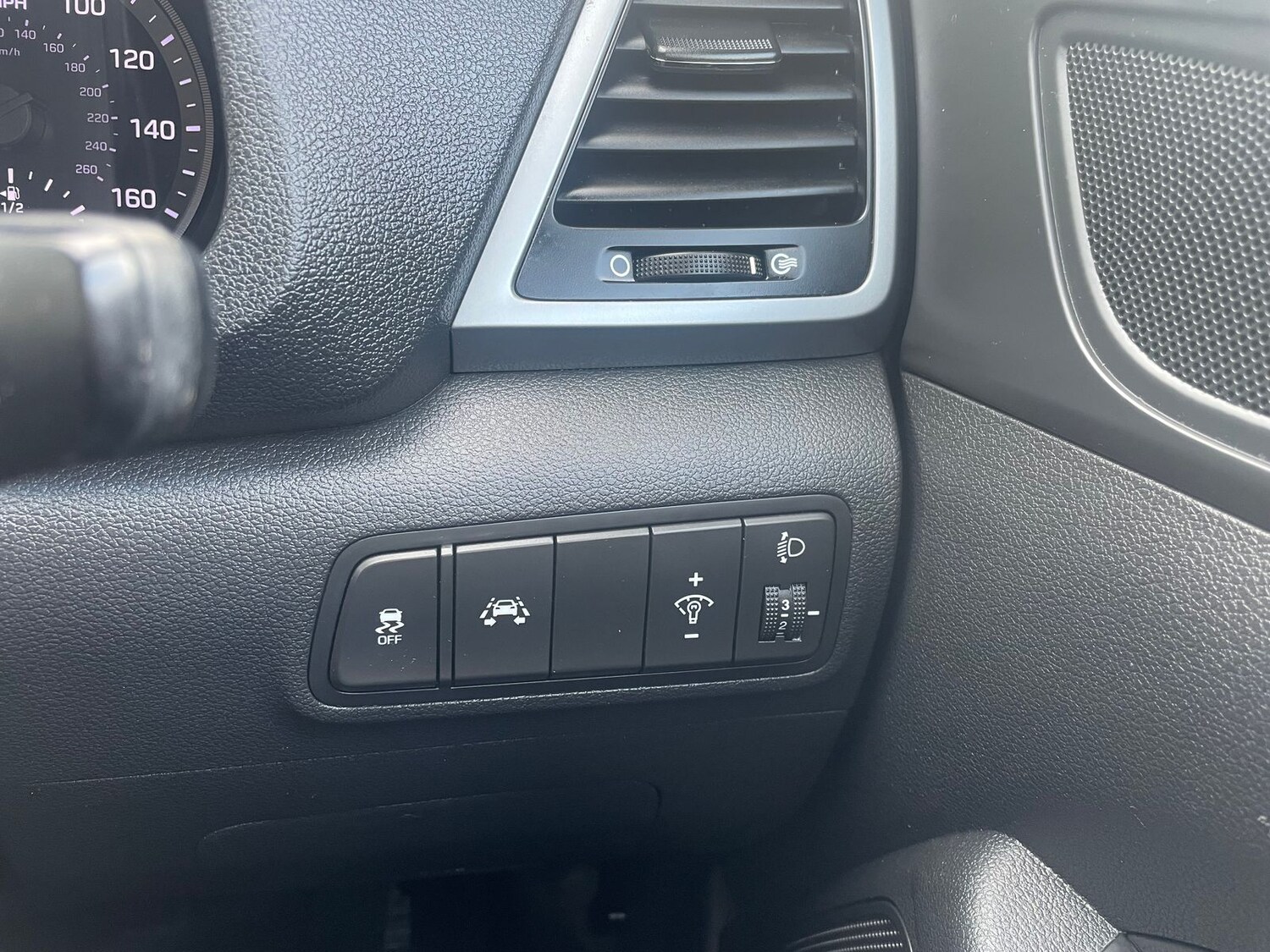 Used Hyundai TUCSON 2017 for sale - 77810323: Photo 22