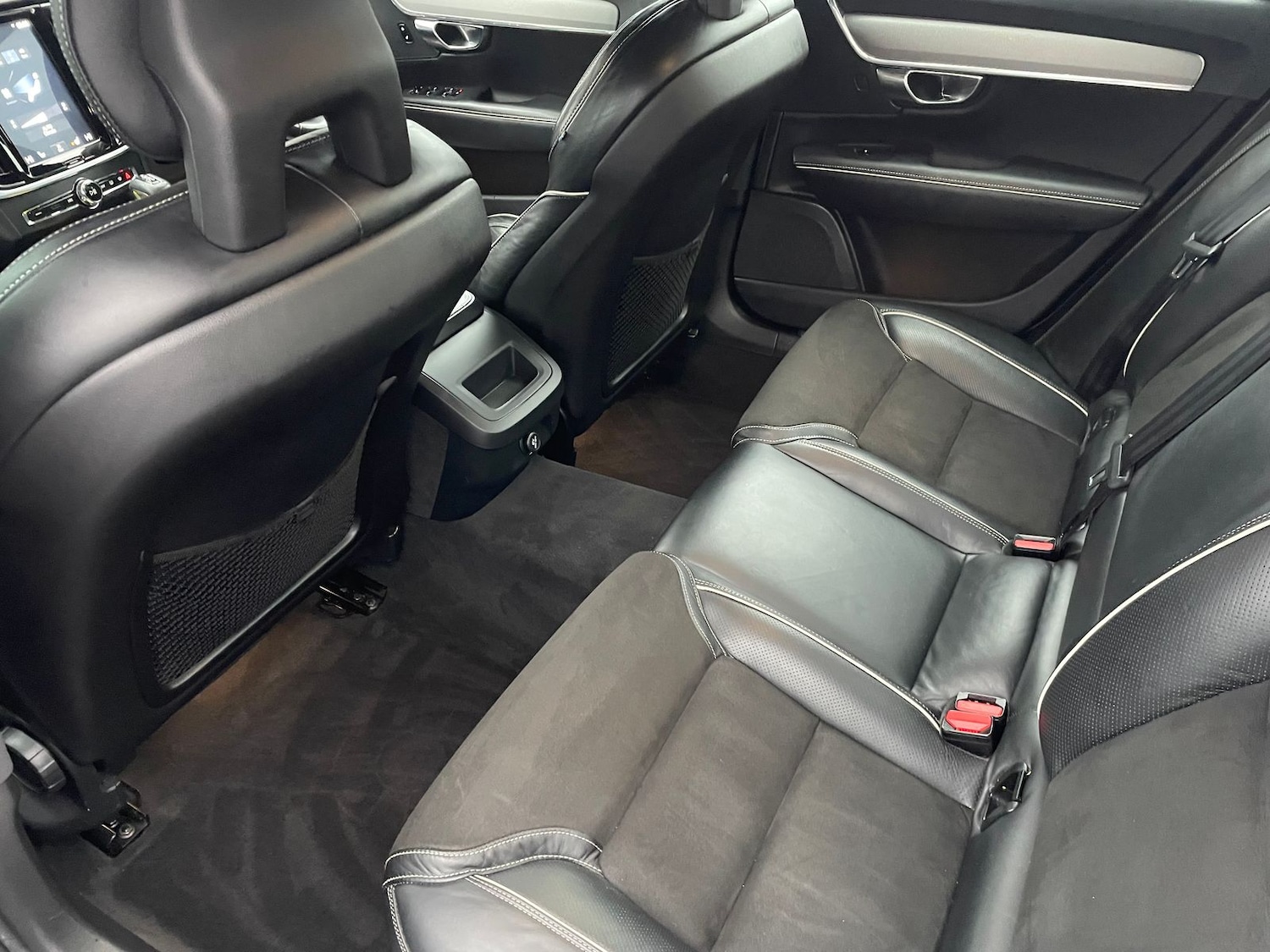 Used Volvo S90 2018 for sale - 76574955: Photo 10