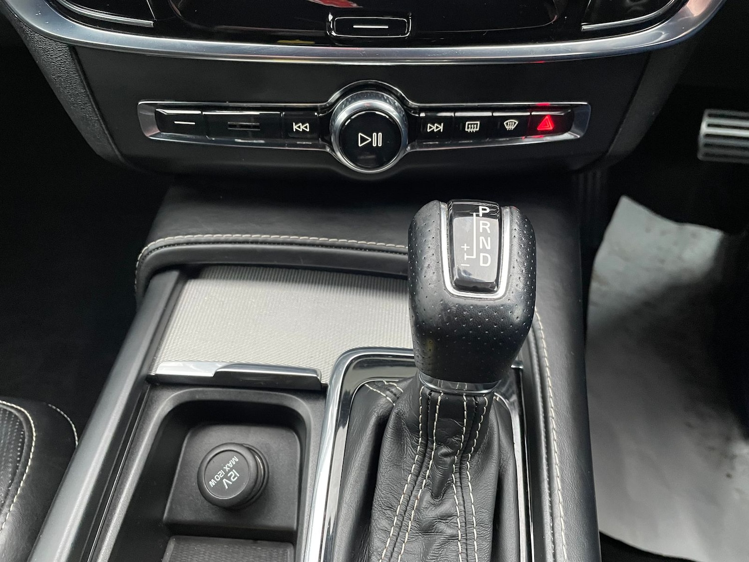 Used Volvo S90 2018 for sale - 76574955: Photo 15