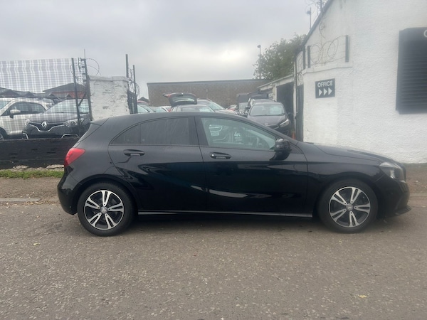 Used Mercedes-Benz A-Class 2015 for sale - 76261739: Photo 3
