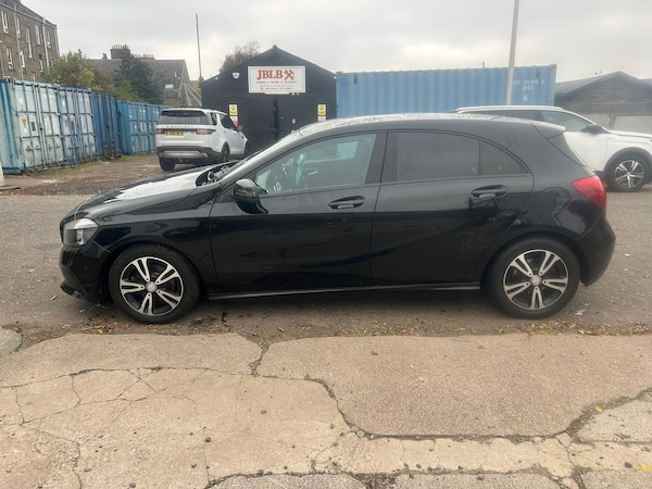 Used Mercedes-Benz A-Class 2015 for sale - 76261739: Photo 5