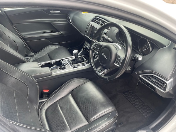 Used Jaguar XE 2017 for sale - 76203669: Photo 13