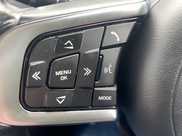 Used Jaguar XE 2017 for sale - 76203669: Photo 17