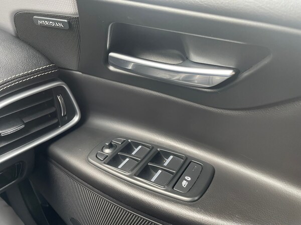 Used Jaguar XE 2017 for sale - 76203669: Photo 20