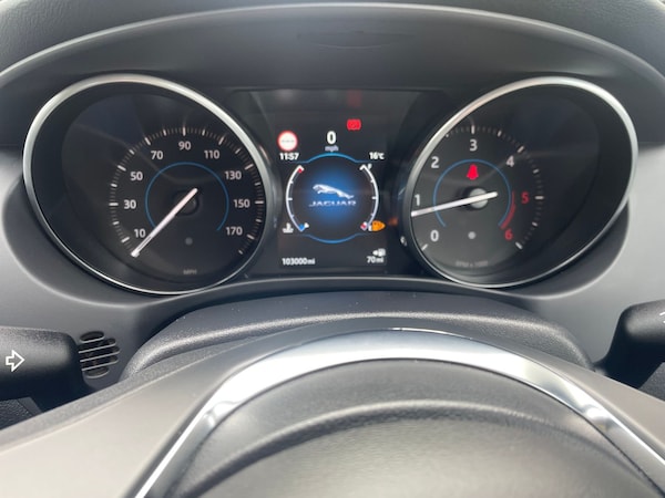Used Jaguar XE 2017 for sale - 76203669: Photo 21