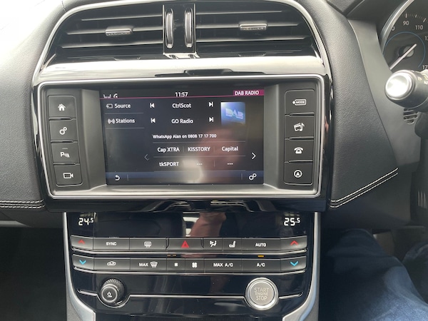 Used Jaguar XE 2017 for sale - 76203669: Photo 22