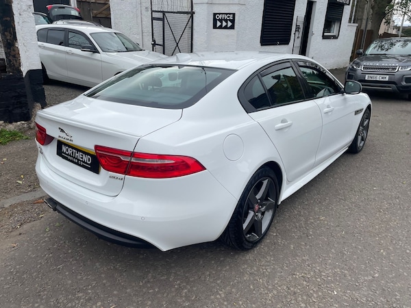 Used Jaguar XE 2017 for sale - 76203669: Photo 4