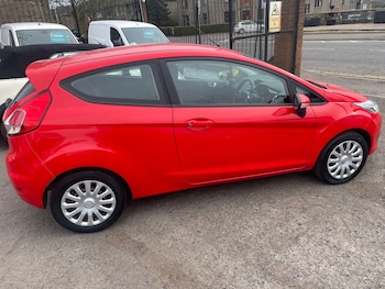 Used Ford Fiesta 2016 for sale - 78009473: Photo