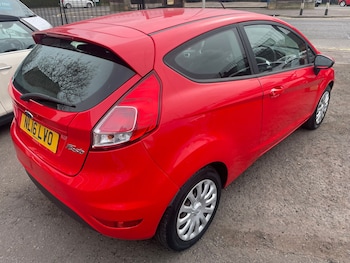 Used Ford Fiesta 2016 for sale - 78009473: Photo