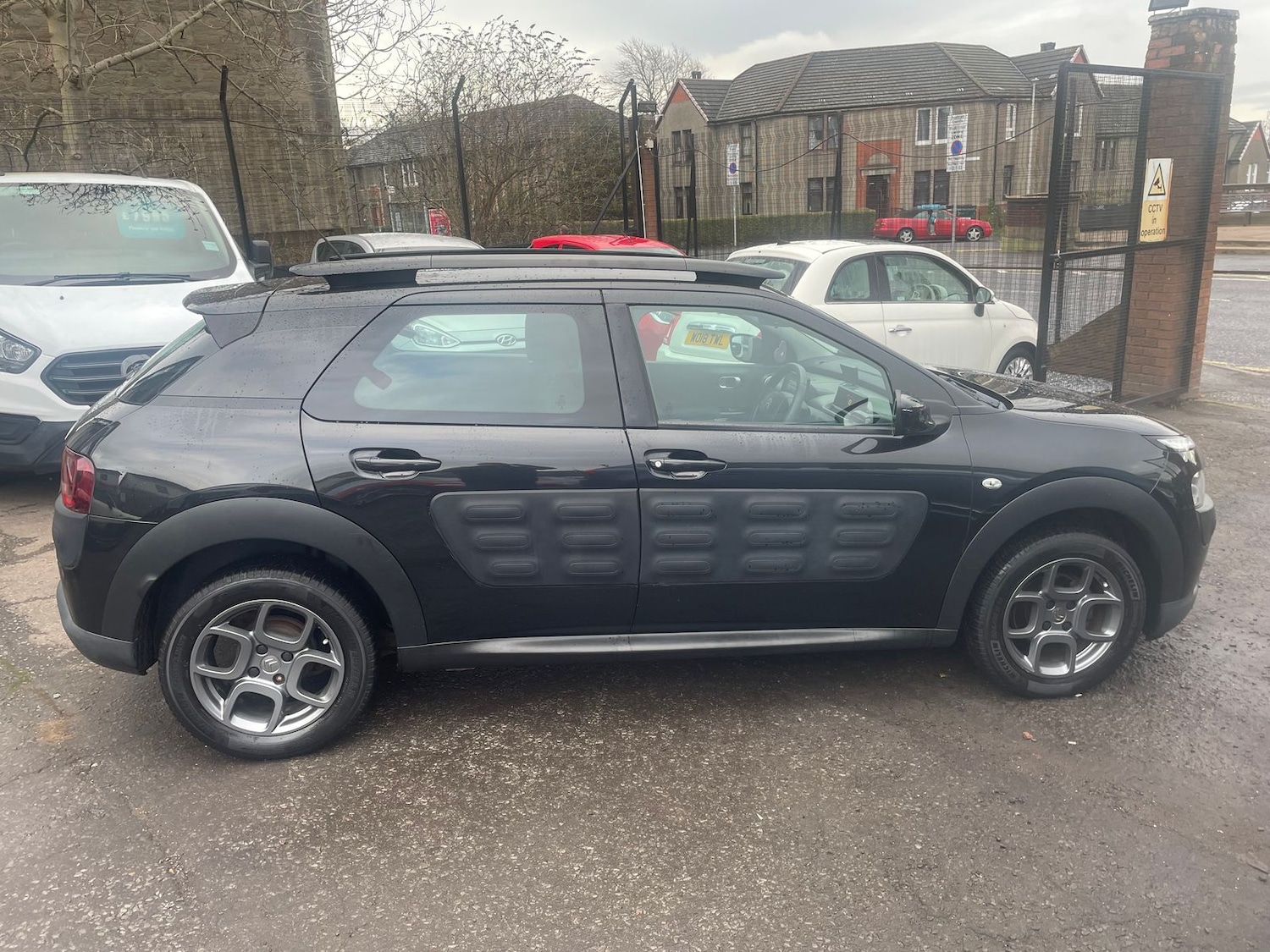 Used Citroen C4 Cactus 2017 for sale - 77196765: Photo 3