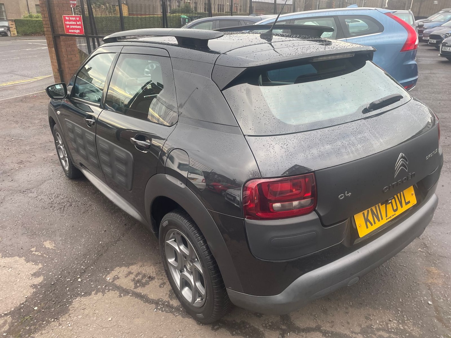Used Citroen C4 Cactus 2017 for sale - 77196765: Photo 6