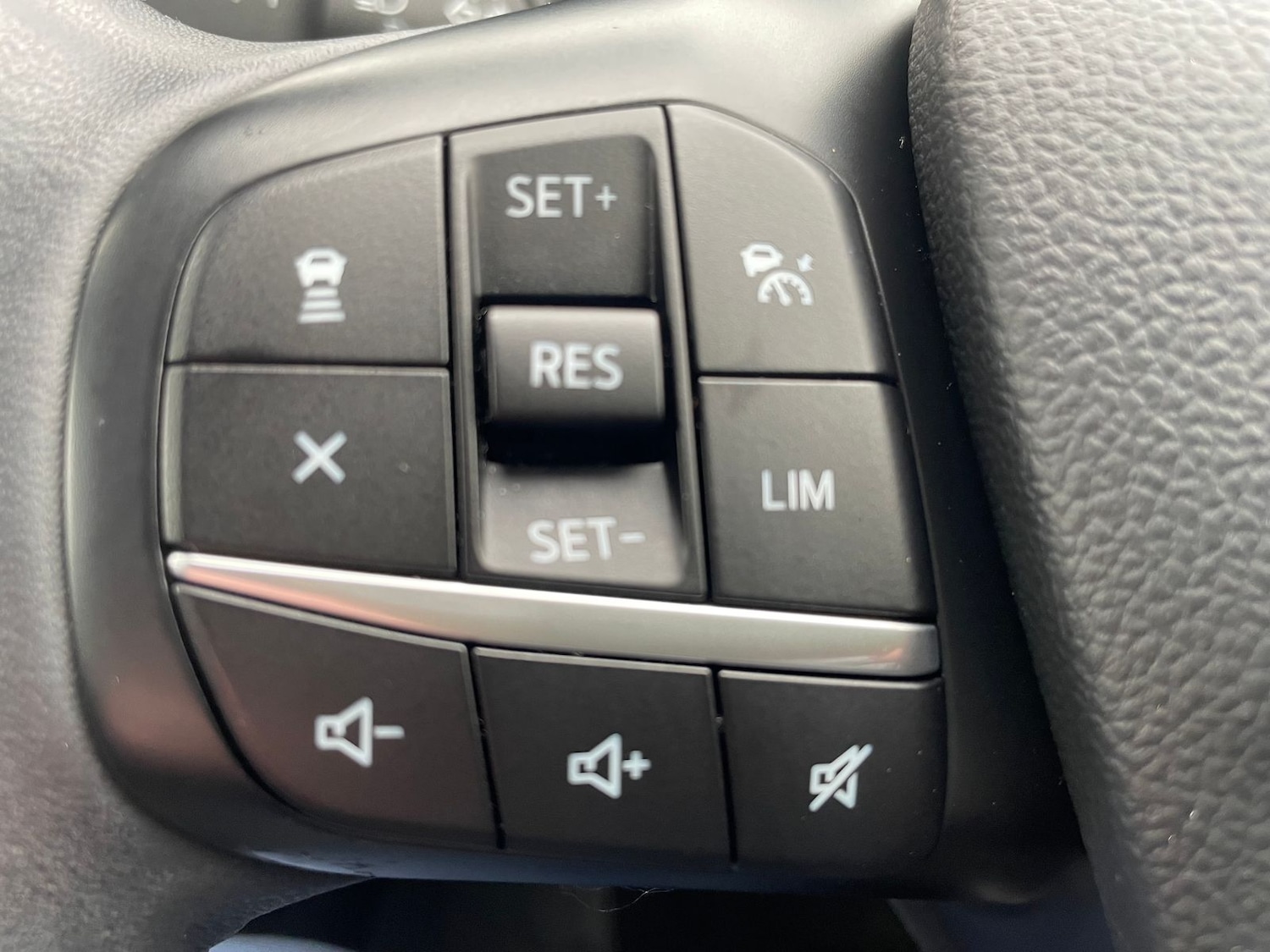 Used Ford Kuga 2020 for sale - 75943478: Photo 22