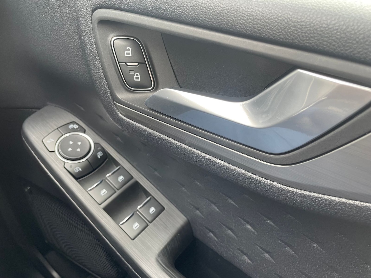 Used Ford Kuga 2020 for sale - 75943478: Photo 24