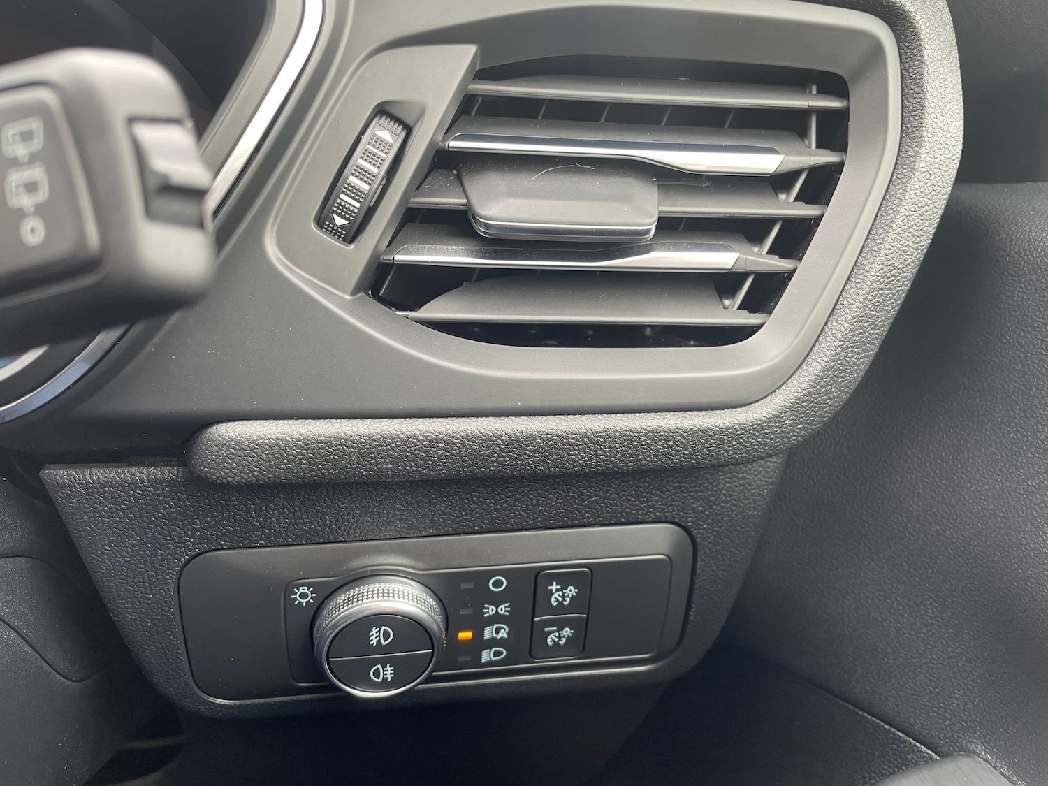 Used Ford Kuga 2020 for sale - 75943478: Photo 25