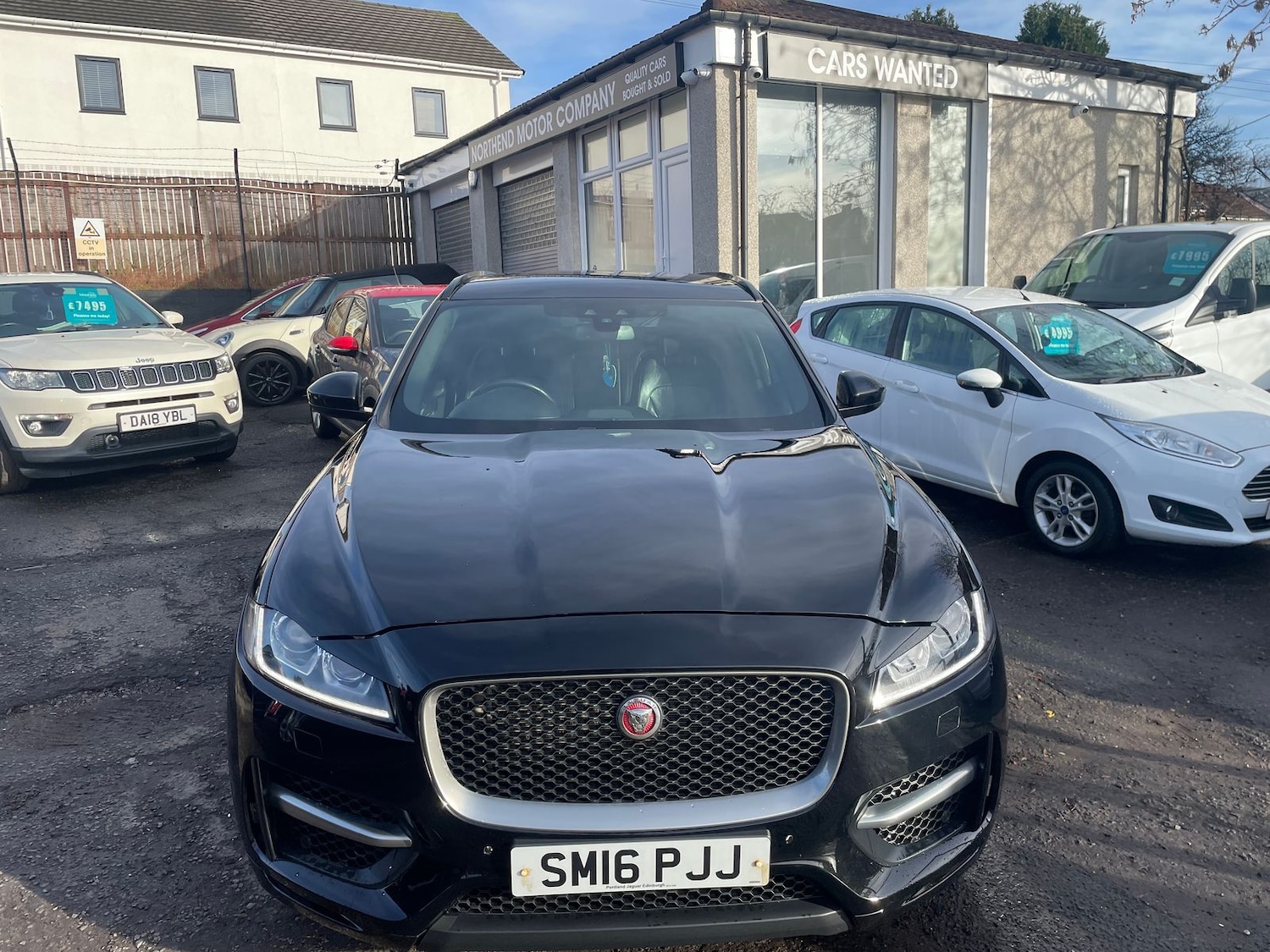 Used Jaguar F-Pace 2016 for sale - 77576543: Photo 2