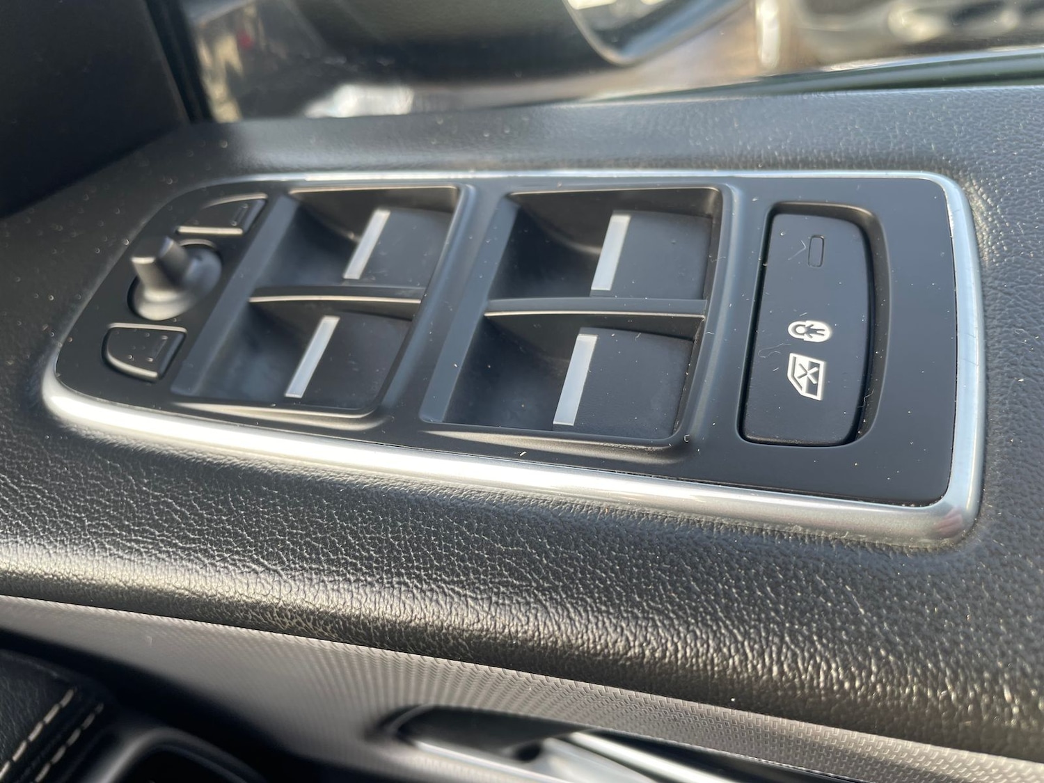 Used Jaguar F-Pace 2016 for sale - 77576543: Photo 22