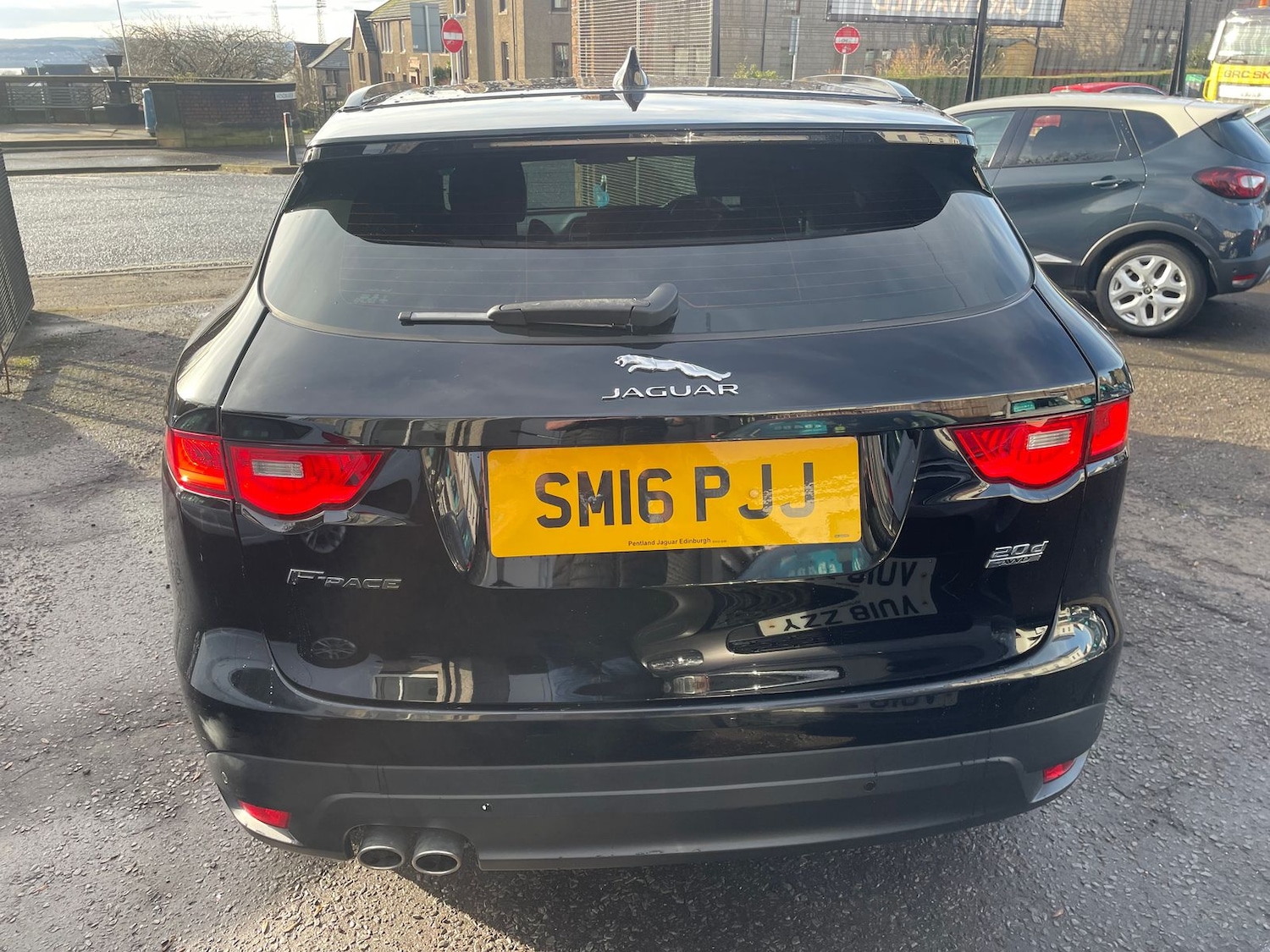 Used Jaguar F-Pace 2016 for sale - 77576543: Photo 5