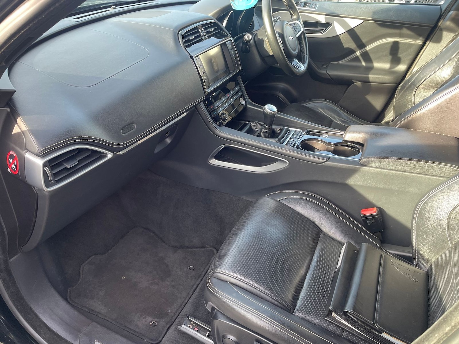 Used Jaguar F-Pace 2016 for sale - 77576543: Photo 9