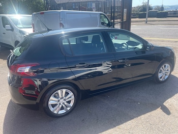 Used Peugeot 308 2014 for sale - 79006262: Photo